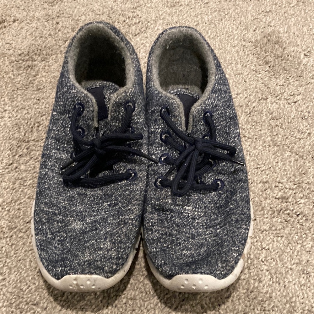 Mens Express Blue wool shoes. Size 9.5